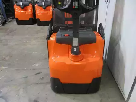 Stapelaars 2019  Toyota SWE120XR (10)