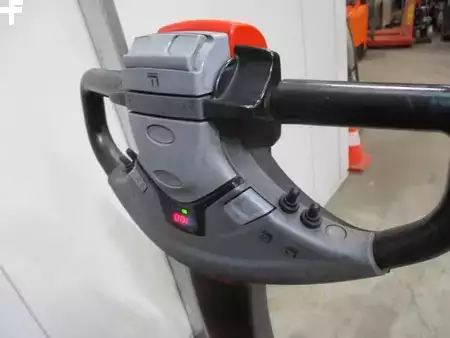 Stapelaars 2019  Toyota SWE120XR (11)
