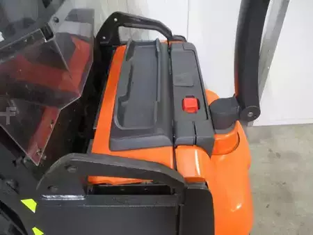 Stapelaars 2019  Toyota SWE120XR (12)