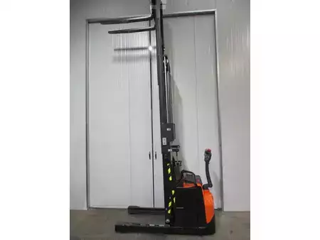 Stapelaars 2019  Toyota SWE120XR (9)
