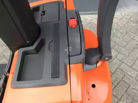 Hochhubwagen 2016  BT SWE 080L (6)