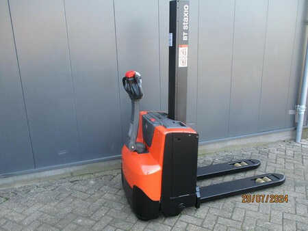 Stacker pedestre 2010  BT SWE 080L (3)