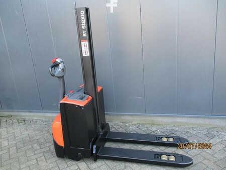 Stacker pedestre 2010  BT SWE 080L (4)