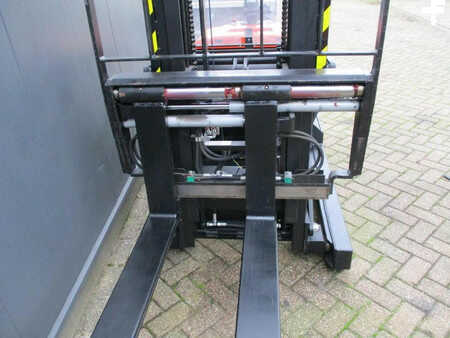 Pallet Stackers 2016  BT SPE 120 XR (11)