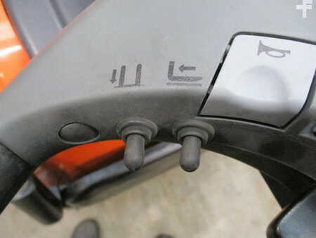 Pallet Stackers 2016  BT SPE 120 XR (14)