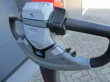 Ruční vysokozdvižný vozík 2024  Toyota SWE120XR (5)