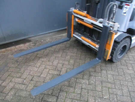 Elektromos 4 kerekű 2013  Still RX60-30 (11)