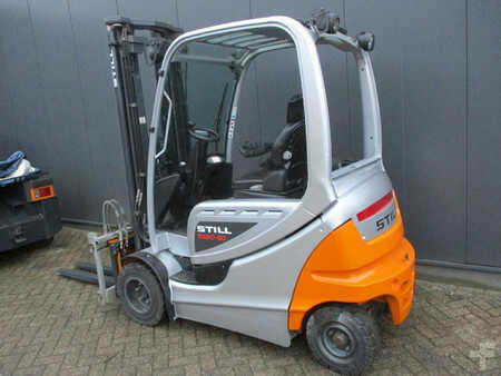 Elektromos 4 kerekű 2013  Still RX60-30 (3)