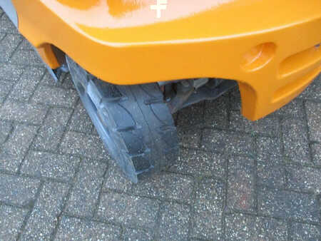 Elektromos 4 kerekű 2013  Still RX60-30 (4)