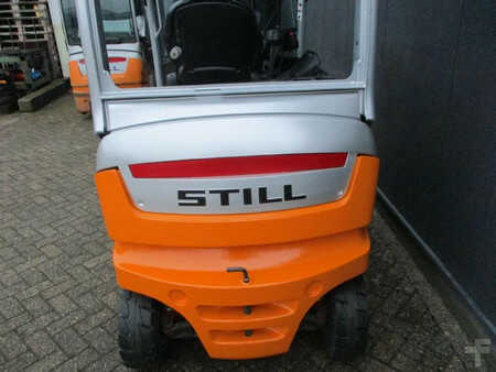 Elektromos 4 kerekű 2013  Still RX60-30 (5)