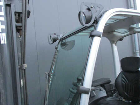 Elektromos 4 kerekű 2013  Still RX60-30 (8)