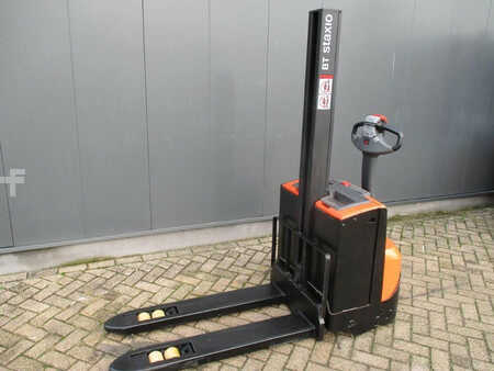 Pallet Stackers 2013 BT SWE 080L (2)