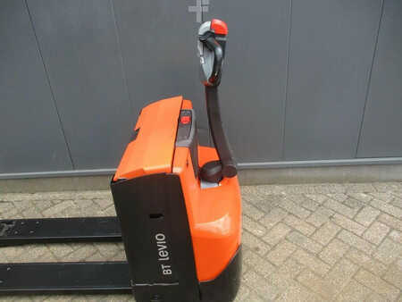 Electric Pallet Trucks 2011  BT LWE 180 (5)