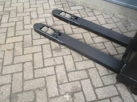 Pallestabler 2014  BT SWE 080L (4)