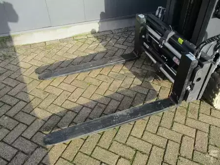 Sähkö - 3 pyör 2019  Still RX20-20L (14)