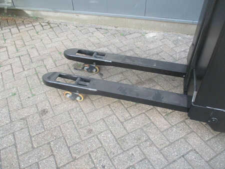 Pallestabler 2014  BT SWE 080L (6)