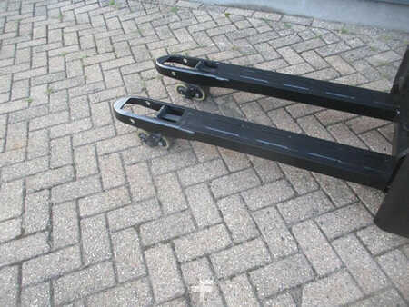 Ledstaplare gå 2016  BT SWE 200D (10)