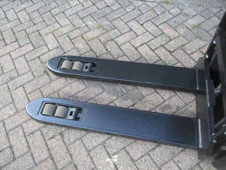 Ledstaplare gå 2016  BT SWE 200D (8)