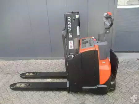 Hochhubwagen 2016  BT SWE200D (1)