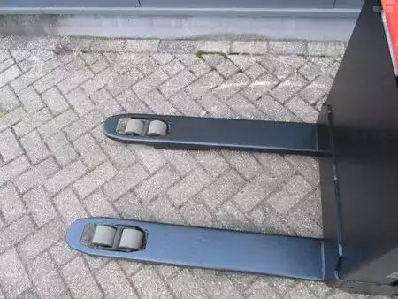 Elektrische palletwagens 2019  Toyota LWE140 (7)