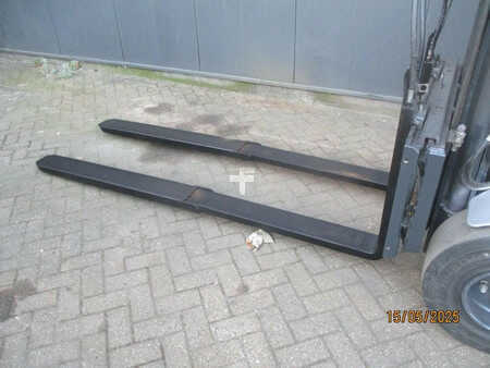 Elektro 4 Rad 2011  Still RX 60-30 (11)