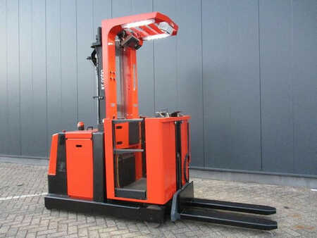 Horizontal Order Pickers 2014  BT OME 100M (4) 
