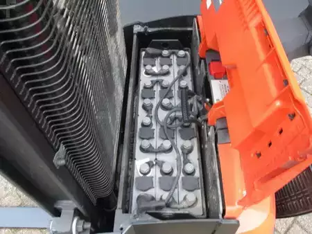 Pallestabler 2018  Toyota SWE120S (9)