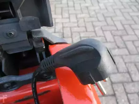 Transpallet elettrici 2020  Linde T16 (9)