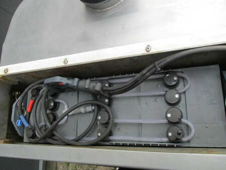 Elektrische palletwagens 2017  BT LPE200i (8)