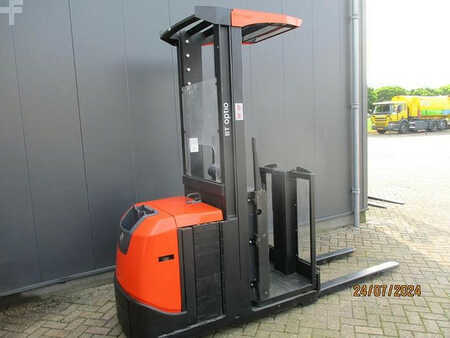 Vertikal ordreplukker 2013  BT OME 100N OPTIO (2)