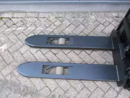 Pinontavaunu 2019  Toyota SWE100 (9)