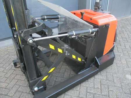 Reachstacker 2013  BT SPE 120 XRD (13)