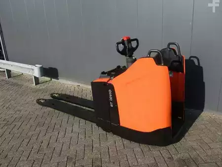 Nízkozdvižný vozík 2015  BT LPE250 (3)