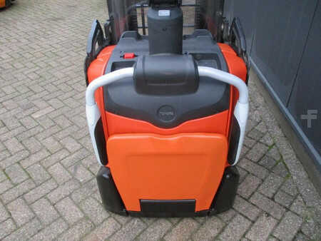 Ruční vysokozdvižný vozík 2017  Toyota SPE120 (3)