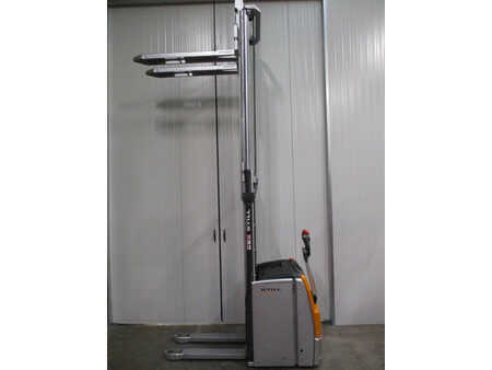 Apilador eléctrico 2018  Still EXV16 (12)