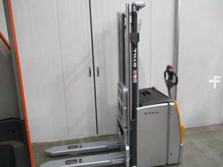 Apilador eléctrico 2018  Still EXV16 (2)