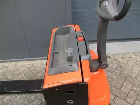 Lavansiirtovaunu 2023  Toyota LWE200 (5)