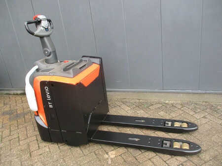 Electric Pallet Trucks 2017 BT LPE 200 (3)