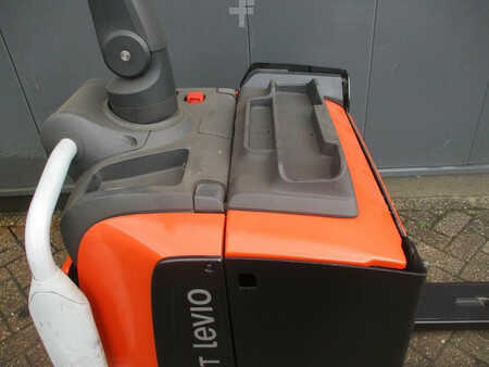 Nízkozdvižný vozík 2017  BT LPE 200 (5)