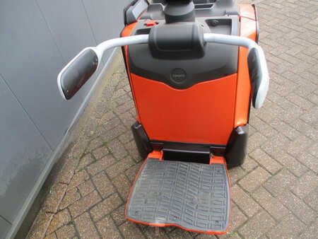 Nízkozdvižný vozík 2017  BT LPE 200 (8)