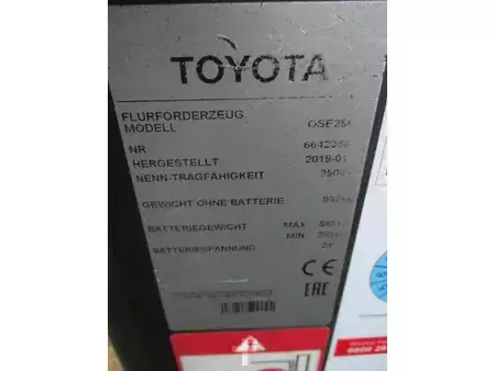Horizontální vychystávací vozík 2019  Toyota OSE250 (10)