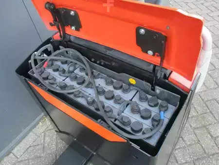 Transpallet elettrici 2018  Toyota LPE200 (7)