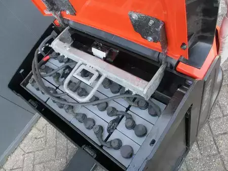Transpallet elettrici 2019  Toyota LPE200 (8)