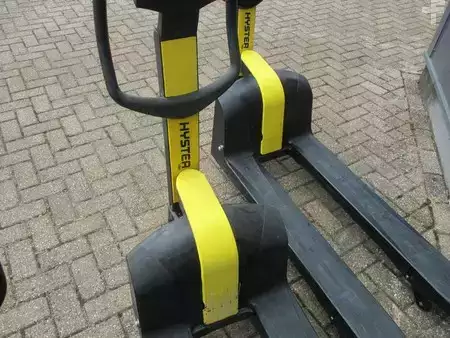 Elektrische palletwagens 2014  Hyster TP1 (5)