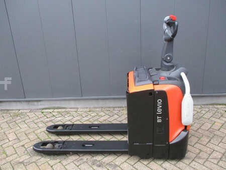 Niederhubwagen 2016  BT LPE200 (1)