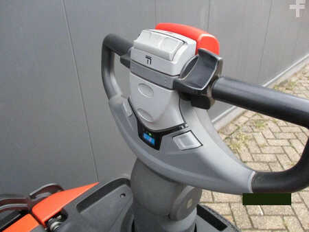 Ruční vysokozdvižný vozík 2019  Toyota SPE120 (12)