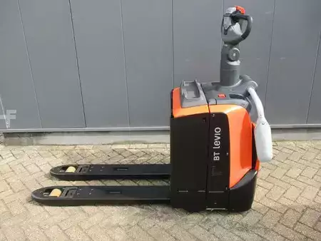 Transpallet elettrici 2020  Toyota LPE200 (1)