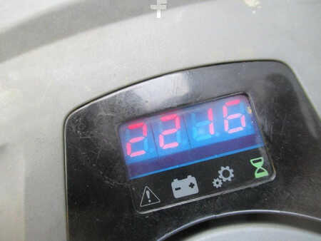 Transpallet elettrici 2017  Toyota LPE200 (11)