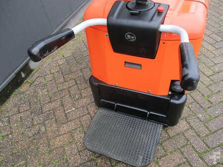 Stackers Stand-on 2011  BT SPE 125 (10) 