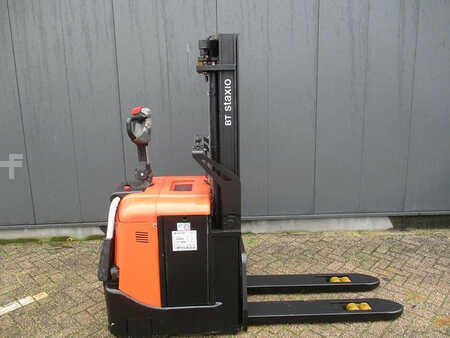 Stackers Stand-on 2011  BT SPE 125 (2) 